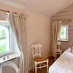 Bed & Breakfast Clos De La Court D'aron Saint-Cyr-en-Talmondais