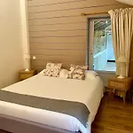Clos De La Court D'aron Bed & Breakfast 3*