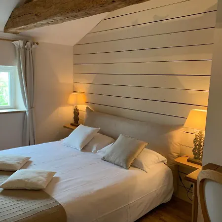 Clos De La Court D'aron Saint-Cyr-en-Talmondais