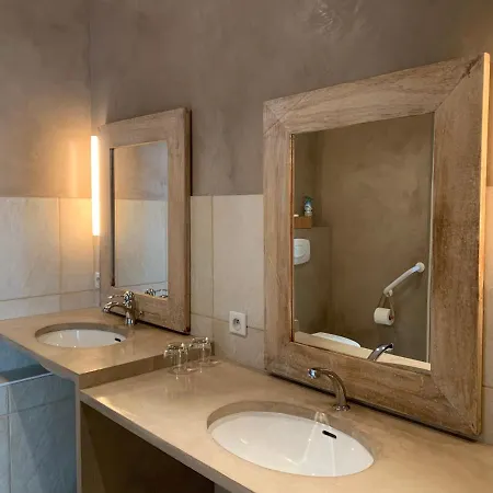 Clos De La Court D'aron